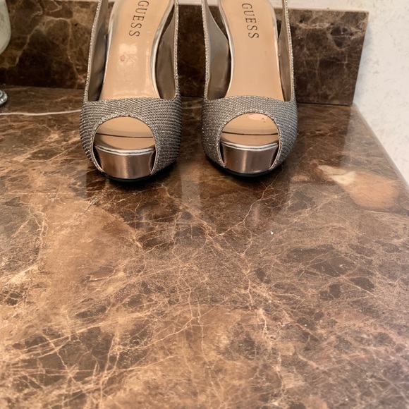 Guess Gold Sparkly Peep Toe Platform  Heels - Picture 4 of 8
